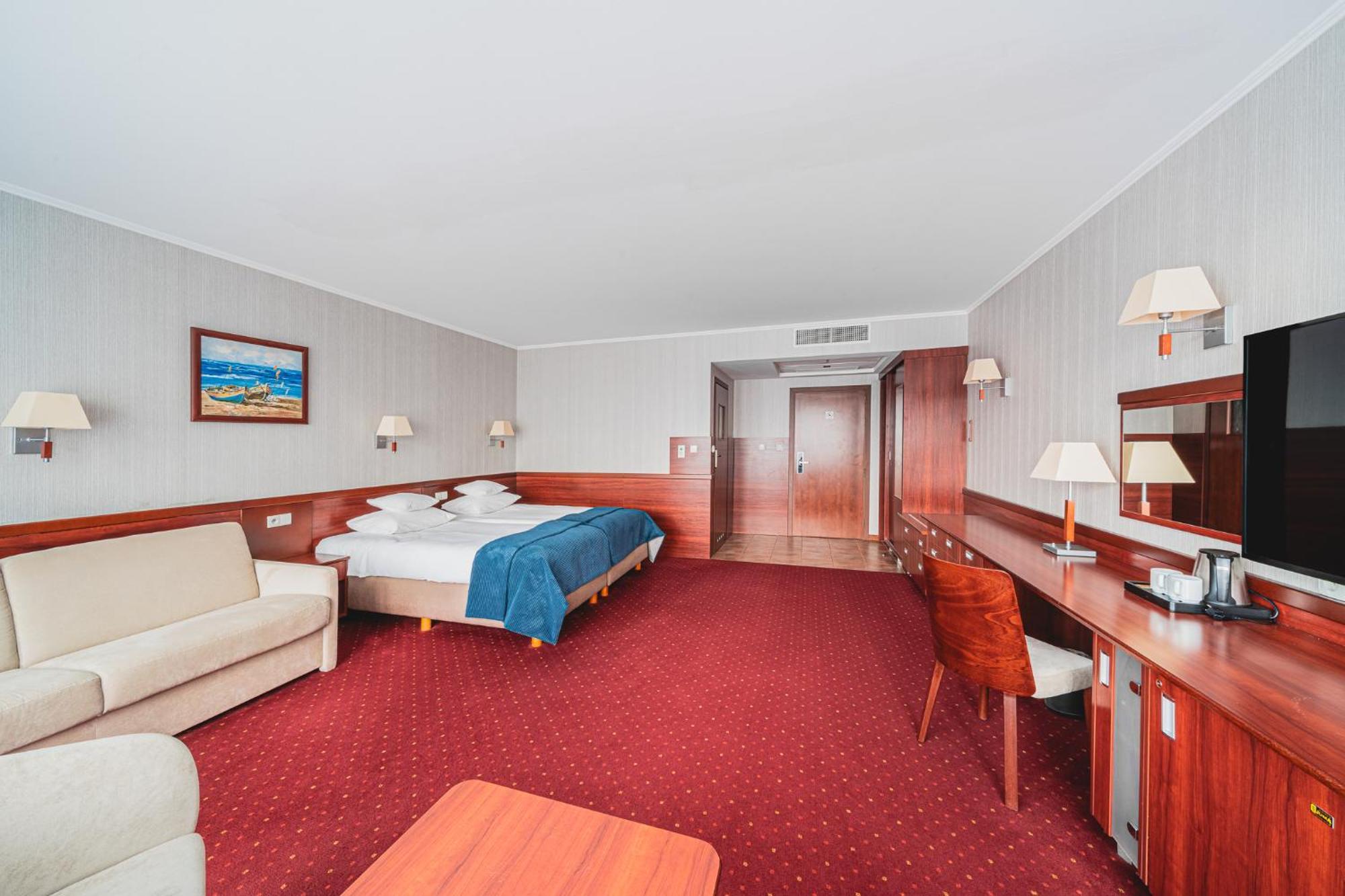 Hotel Lidia Spa & Wellness Дарволко Екстериор снимка